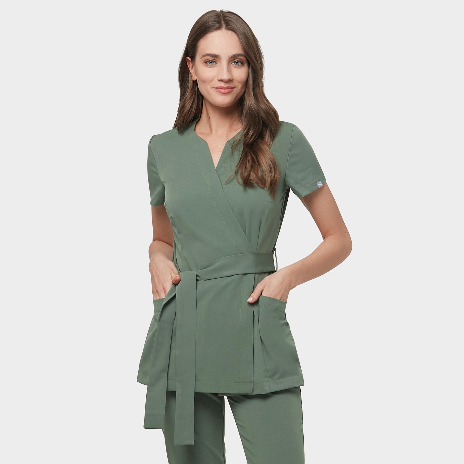 Zdravotnická halenka SOPHIA s vázáním - EUCALYPTUS GREEN